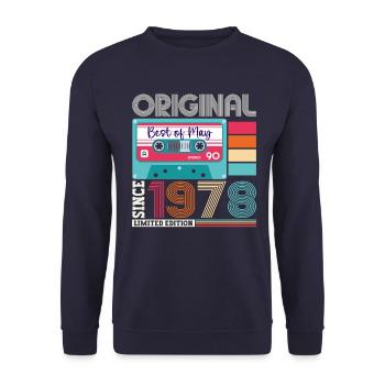 45 Birthday Man Woman Cassette Mai 1978 - Sweat-shirt Unisexe - marine - Devant - Alina (178cm) & Michal (187cm)