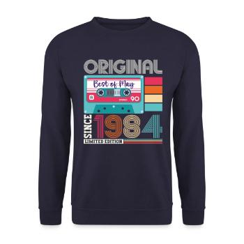 39 Birthday Man Woman Cassette Mai 1984 - Sweat-shirt Unisexe - marine - Devant - Alina (178cm) & Michal (187cm)