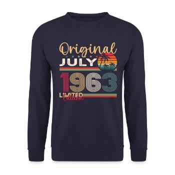 60th Birthday Man Original Juillet 1963 - Sweat-shirt Unisexe - marine - Devant - Alina (178cm) & Michal (187cm)