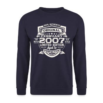 February vintage 2007 16th birthday gift man - Unisex Sweatshirt - navy - Front - Alina (178cm) & Michal (187cm)