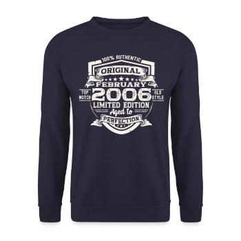 February 2006 17th birthday gift man - Unisex Sweatshirt - navy - Front - Alina (178cm) & Michal (187cm)
