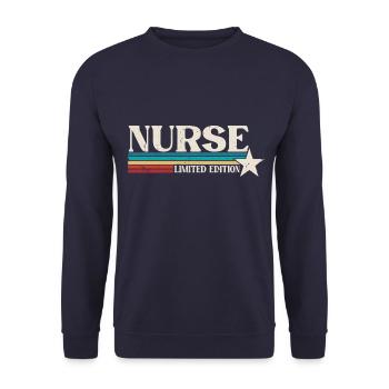 Krankenschwester Nurse Life - Unisex Pullover - Navy - Vorne - Alina (178cm) & Michal (187cm)