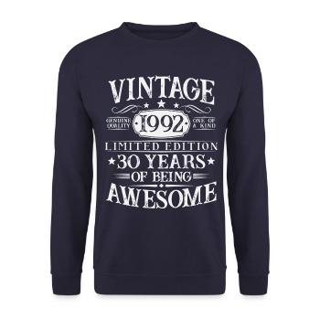 30ème Anniversaire Vintage 1992 Vintage Cadeau - Sweat-shirt Unisexe - marine - Devant - Alina (178cm) & Michal (187cm)