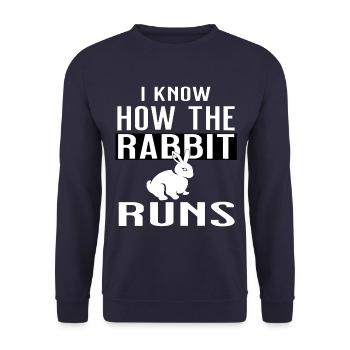 I know how the rabbit runs - lustiges Sprichwort - Unisex Pullover - Navy - Vorne - Alina (178cm) & Michal (187cm)