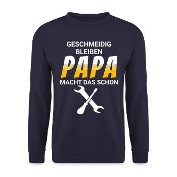 Geschmeidig bleiben, Papa macht das schon - Unisex Pullover - Navy - Vorne - Alina (178cm) & Michal (187cm)