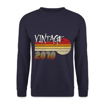 Vintage 2010 - Born 2010 - Year of Heroes! - Unisex Sweatshirt - navy - Front - Alina (178cm) & Michal (187cm)