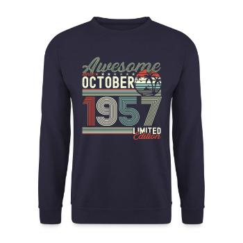 Awesome Oktober 1957 65. Geburtstag Geschenk - Unisex Pullover - Navy - Vorne - Alina (178cm) & Michal (187cm)