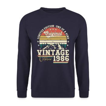 Original Octobre 1986 36th Birthday Gift Cool - Sweat-shirt Unisexe - marine - Devant - Alina (178cm) & Michal (187cm)