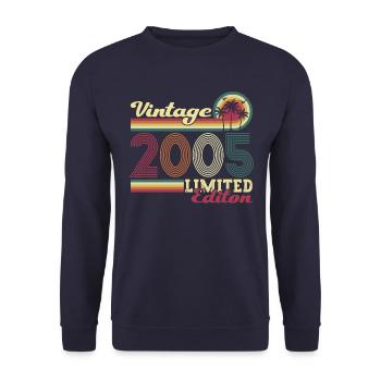 Original vintage 2005 17th birthday gift - Unisex Sweatshirt - navy - Front - Alina (178cm) & Michal (187cm)