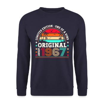 Né en 1967 Janvier 56e anniversaire Homme cadeau - Sweat-shirt Unisexe - marine - Devant - Alina (178cm) & Michal (187cm)