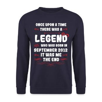 Il était une fois une légende. Septembre 2012 Naissance - Sweat-shirt Unisexe - marine - Devant - Alina (178cm) & Michal (187cm)