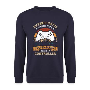 Unterschätze nie einen alten Mann mit Controller - Unisex Pullover - Navy - Vorne - Alina (178cm) & Michal (187cm)
