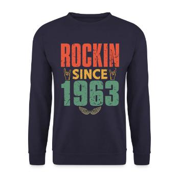 Birthday 1963 Spruch Rock - Unisex Sweatshirt - navy - Front - Alina (178cm) & Michal (187cm)