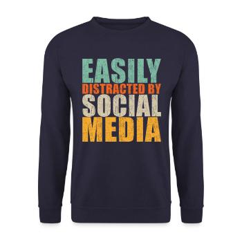 Social Media Spruch - Unisex Pullover - Navy - Vorne - Alina (178cm) & Michal (187cm)