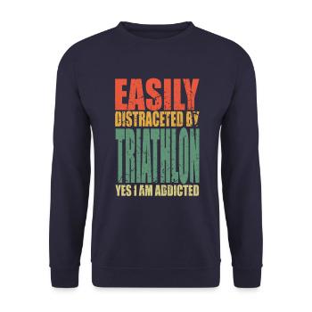 Triathlon Spruch lustig - Unisex Pullover - Navy - Vorne - Alina (178cm) & Michal (187cm)