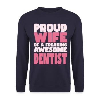 Proud Wife of A Damn Good Dentist - Unisex Sweatshirt - navy - Front - Alina (178cm) & Michal (187cm)