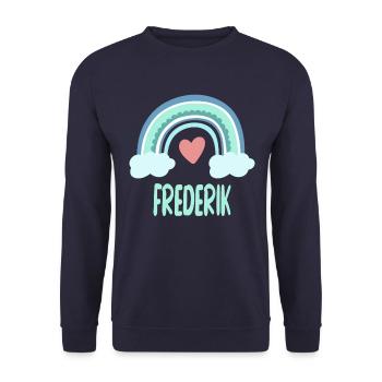 Frederik Name Regenbogen Baby - Unisex Pullover - Navy - Vorne - Alina (178cm) & Michal (187cm)