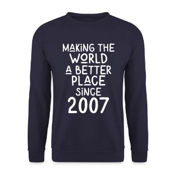Making the World a better place since 2007 - Unisex Pullover - Navy - Vorne - Alina (178cm) & Michal (187cm)