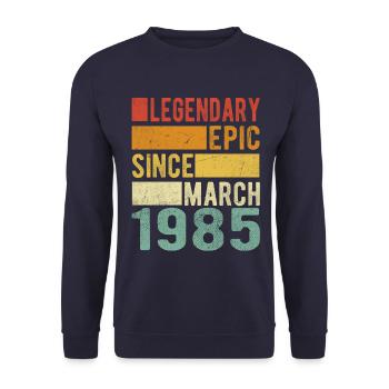 Anniversaire Mars 1985 Épopée légendaire - Sweat-shirt Unisexe - marine - Devant - Alina (178cm) & Michal (187cm)
