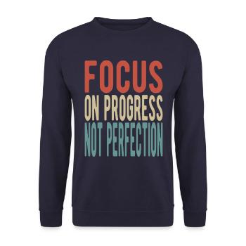 Focus on progress, not perfection - Unisex Pullover - Navy - Vorne - Alina (178cm) & Michal (187cm)