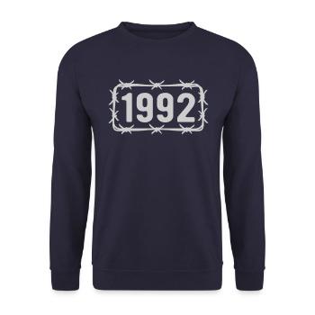 Geburtstag Vintage 1992 Stacheldraht - Unisex Pullover - Navy - Vorne - Alina (178cm) & Michal (187cm)