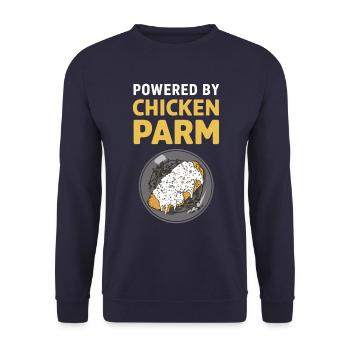 Powered By Chicken Parm Italienisches Essen - Unisex Pullover - Navy - Vorne - Alina (178cm) & Michal (187cm)