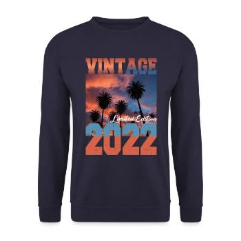 2022 Vintage Limited Edition Palmen Geboren 2022 - Unisex Pullover - Navy - Vorne - Alina (178cm) & Michal (187cm)