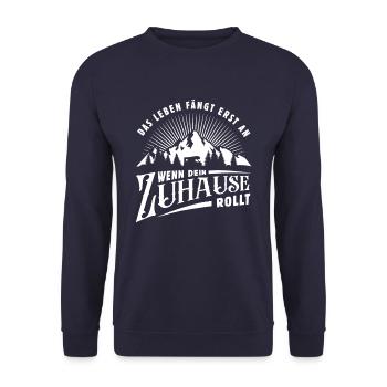 Das Leben fängt an - Wohnmobil - Camping - Spruch - Unisex Pullover - Navy - Vorne - Alina (178cm) & Michal (187cm)