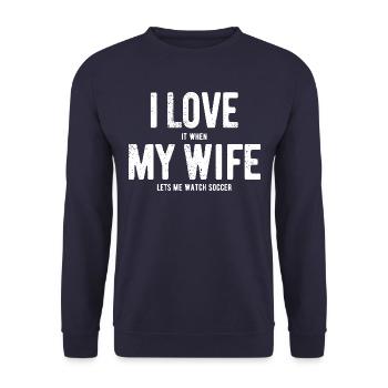 Ich liebe meine Frau - Fußball - Geschenk - Unisex Pullover - Navy - Vorne - Alina (178cm) & Michal (187cm)