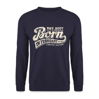 Born in February 2007 - Geburtstag - Geschenk - Unisex Pullover - Navy - Vorne - Alina (178cm) & Michal (187cm)