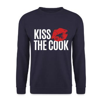Kiss the cook - kochen - Spruch - Unisex Sweatshirt - navy - Front - Alina (178cm) & Michal (187cm)