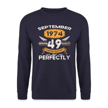 Septembre Millésime 1974 49ème Anniversaire Millésime - Sweat-shirt Unisexe - marine - Devant - Alina (178cm) & Michal (187cm)