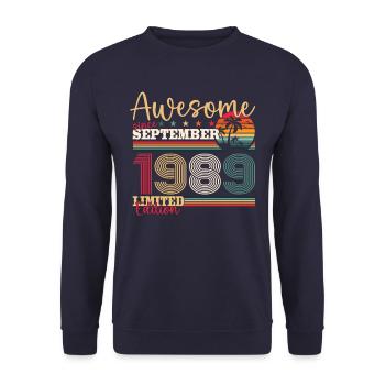 34ème Anniversaire Septembre Millésime 1989 Génial - Sweat-shirt Unisexe - marine - Devant - Alina (178cm) & Michal (187cm)
