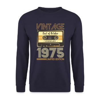 48th Birthday Cassette October Vintage 1975 Tape - Sweat-shirt Unisexe - marine - Devant - Alina (178cm) & Michal (187cm)