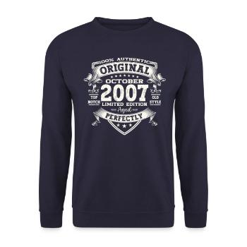 16th Birthday Gift Husband October Vintage 2007 - Unisex Sweatshirt - navy - Front - Alina (178cm) & Michal (187cm)