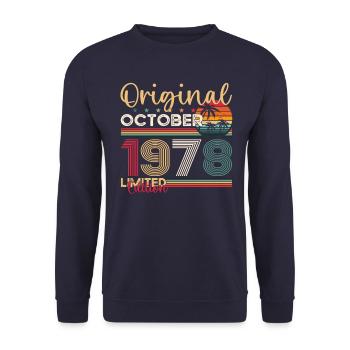45e anniversaire mari Original Octobre Millésime 1978 - Sweat-shirt Unisexe - marine - Devant - Alina (178cm) & Michal (187cm)