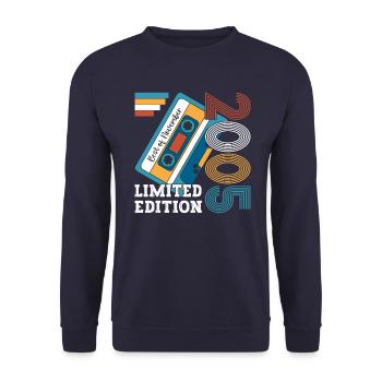 18. Geburtstag November Jahrgang 2005 Kassette - Unisex Pullover - Navy - Vorne - Alina (178cm) & Michal (187cm)