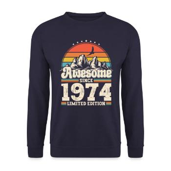 49e anniversaire mari Vintage 1974 Vintage rétro - Sweat-shirt Unisexe - marine - Devant - Alina (178cm) & Michal (187cm)