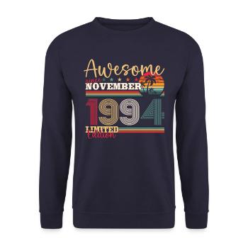 29th Birthday Husband November Vintage 1994 - Unisex Sweatshirt - navy - Front - Alina (178cm) & Michal (187cm)