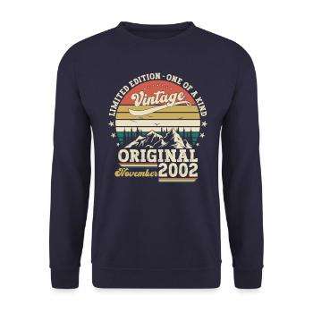 21st Birthday Vintage November Vintage 2002 - Unisex Sweatshirt - navy - Front - Alina (178cm) & Michal (187cm)