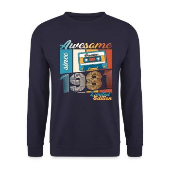42e anniversaire Cassette décembre Vintage 1981 - Sweat-shirt Unisexe - marine - Devant - Alina (178cm) & Michal (187cm)