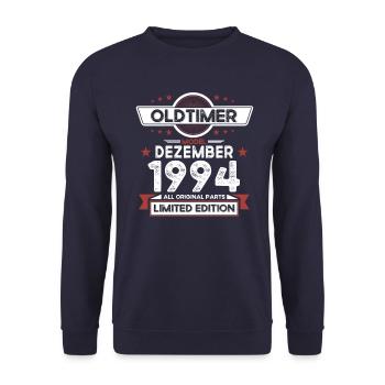 29. Geburtstag Oldtimer Dezember Jahrgang 1994 - Unisex Pullover - Navy - Vorne - Alina (178cm) & Michal (187cm)