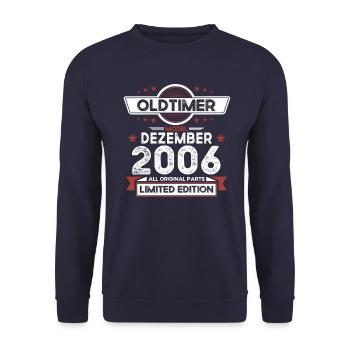 17. Geburtstag Oldtimer Dezember Jahrgang 2006 - Unisex Pullover - Navy - Vorne - Alina (178cm) & Michal (187cm)
