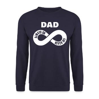 Dad Always On Never Off Papa Shirt Vatertag - Unisex Pullover - Navy - Vorne - Alina (178cm) & Michal (187cm)