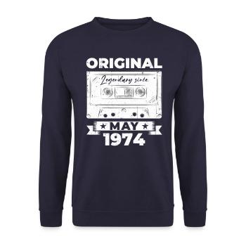 Anniversaire 1974 Mai 1974 Millésime 1974 Légende 74 - Sweat-shirt Unisexe - marine - Devant - Alina (178cm) & Michal (187cm)