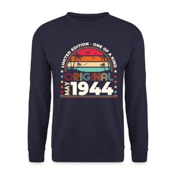 Mai 1944 Millésime 1944 Anniversaire 1944 Légende 44 - Sweat-shirt Unisexe - marine - Devant - Alina (178cm) & Michal (187cm)