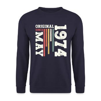 Original Mai 1974 Millésime 1974 Anniversaire 1974 - Sweat-shirt Unisexe - marine - Devant - Alina (178cm) & Michal (187cm)