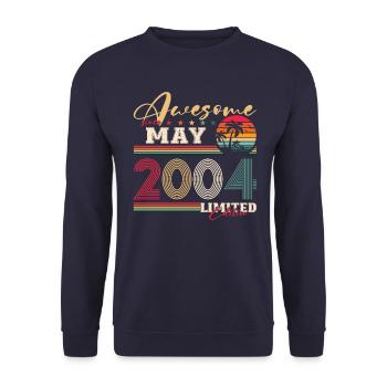Awesome May 2004 Vintage 2004 Birthday 2004 - Unisex Sweatshirt - navy - Front - Alina (178cm) & Michal (187cm)