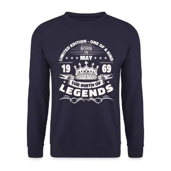 Légende Mai 1969 Millésime 1969 Anniversaire 1969 - Sweat-shirt Unisexe - marine - Devant - Alina (178cm) & Michal (187cm)
