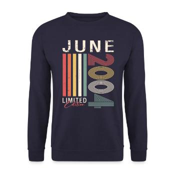 Original June 2004 Vintage 2004 Birthday 2004 - Unisex Sweatshirt - navy - Front - Alina (178cm) & Michal (187cm)